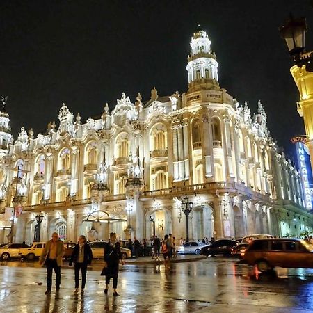 Check-In Apartment Near Fountain Square Vidadi Str Baku Zewnętrze zdjęcie