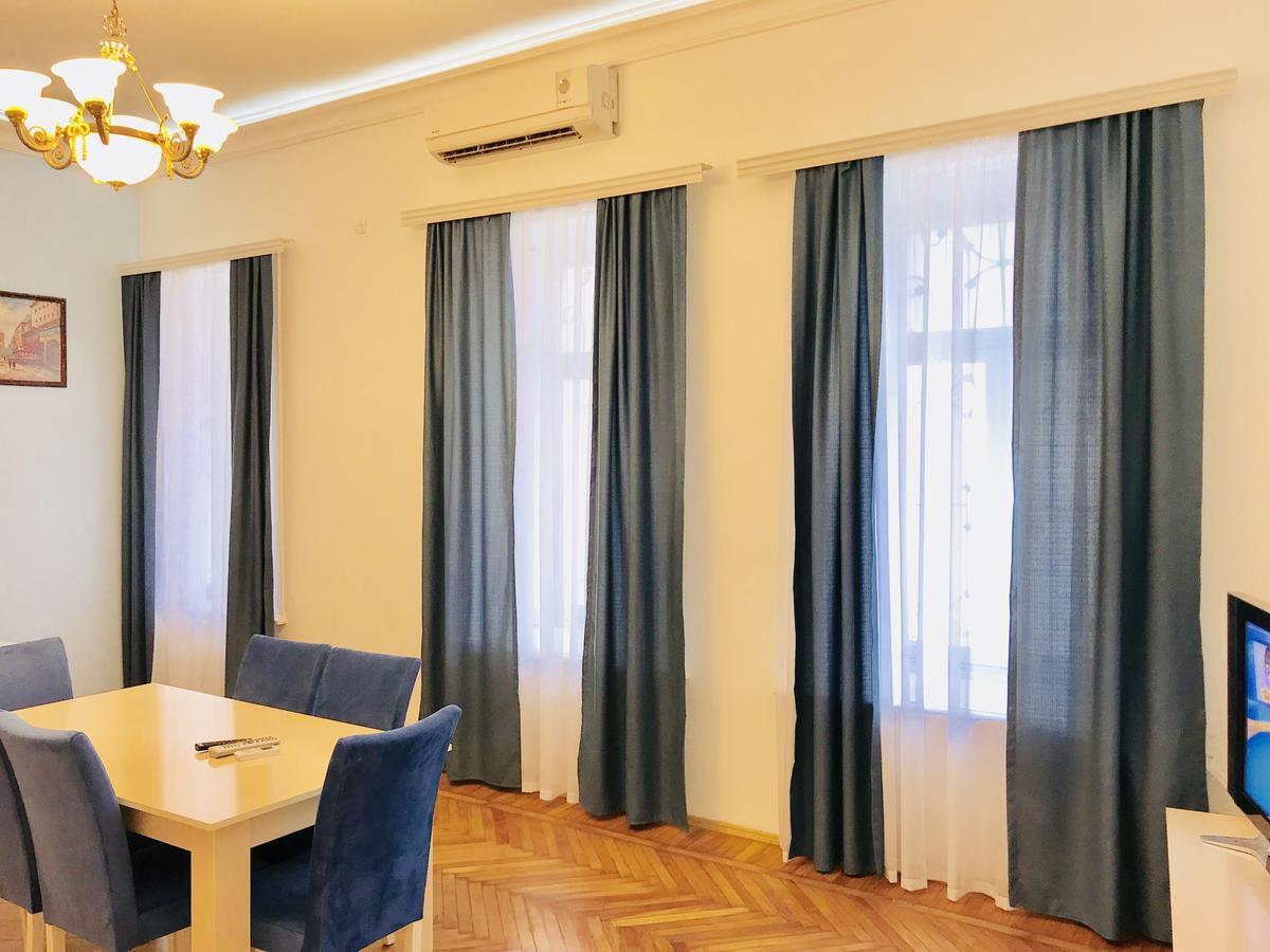 Check-In Apartment Near Fountain Square Vidadi Str Baku Zewnętrze zdjęcie