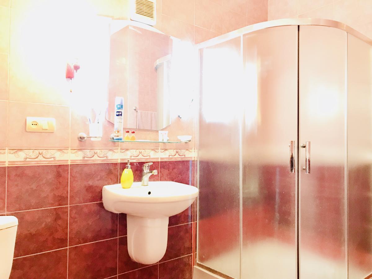 Check-In Apartment Near Fountain Square Vidadi Str Baku Zewnętrze zdjęcie