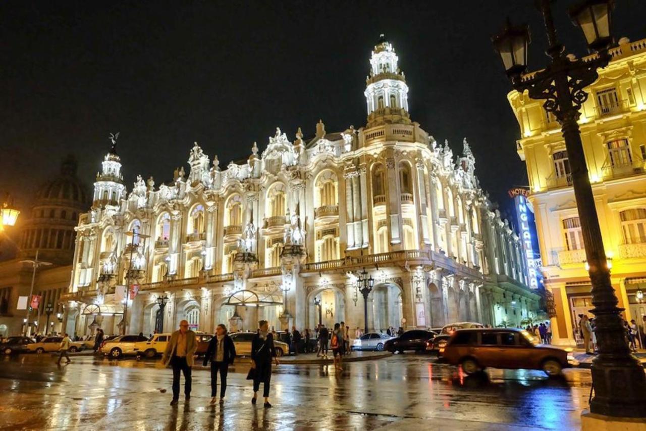 Check-In Apartment Near Fountain Square Vidadi Str Baku Zewnętrze zdjęcie